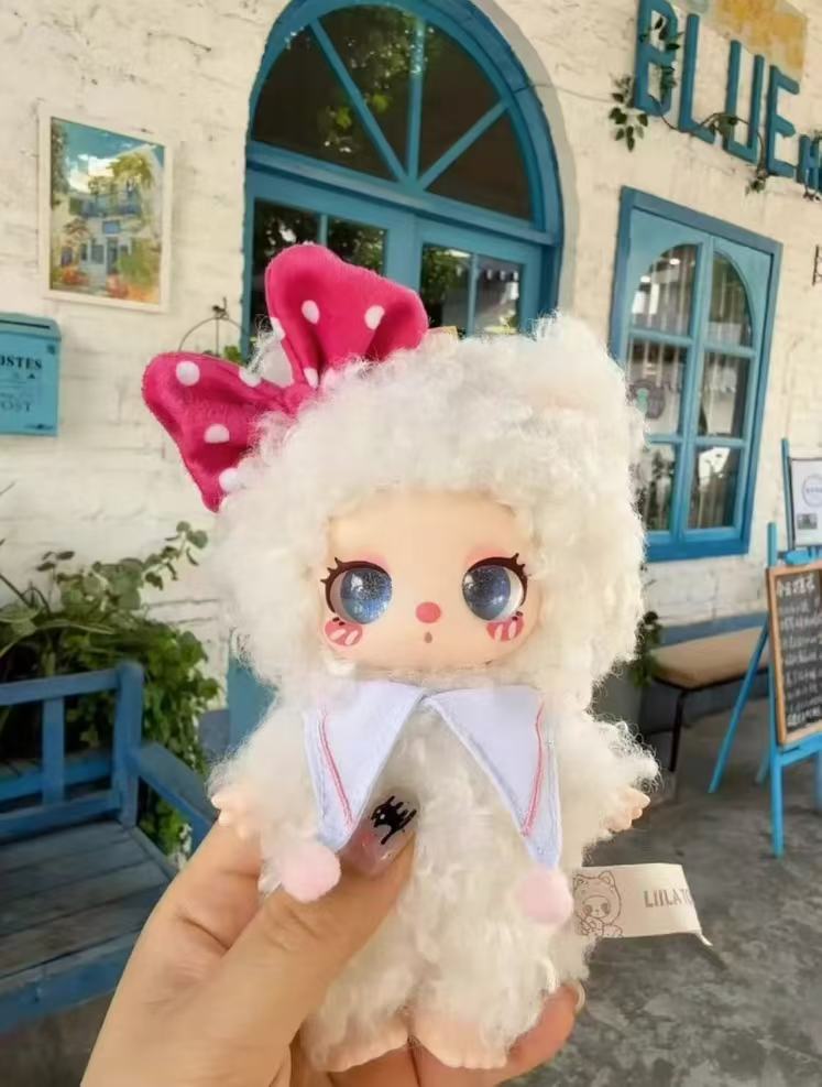 LIILA'S Lucky Cat V3 Plush