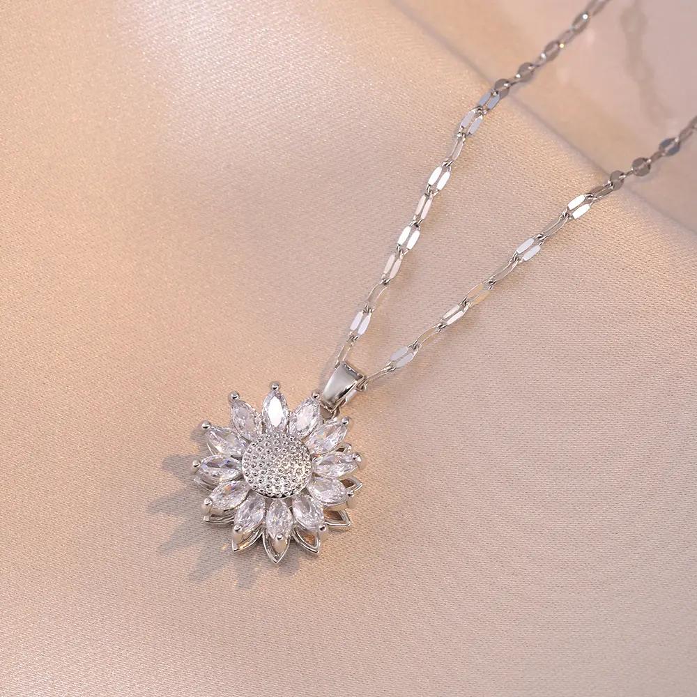 Sunflower Necklaces for Women Trendy Style Sunflower Rotating Zircon Sunflower Design Rotatable Fashion Necklace