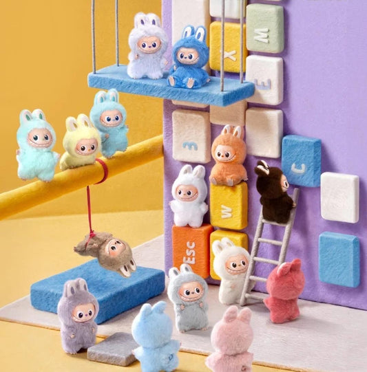 LABUBU V4 Pin For Love SeriesVinyl Plush Pendant Blind Box(per-order)