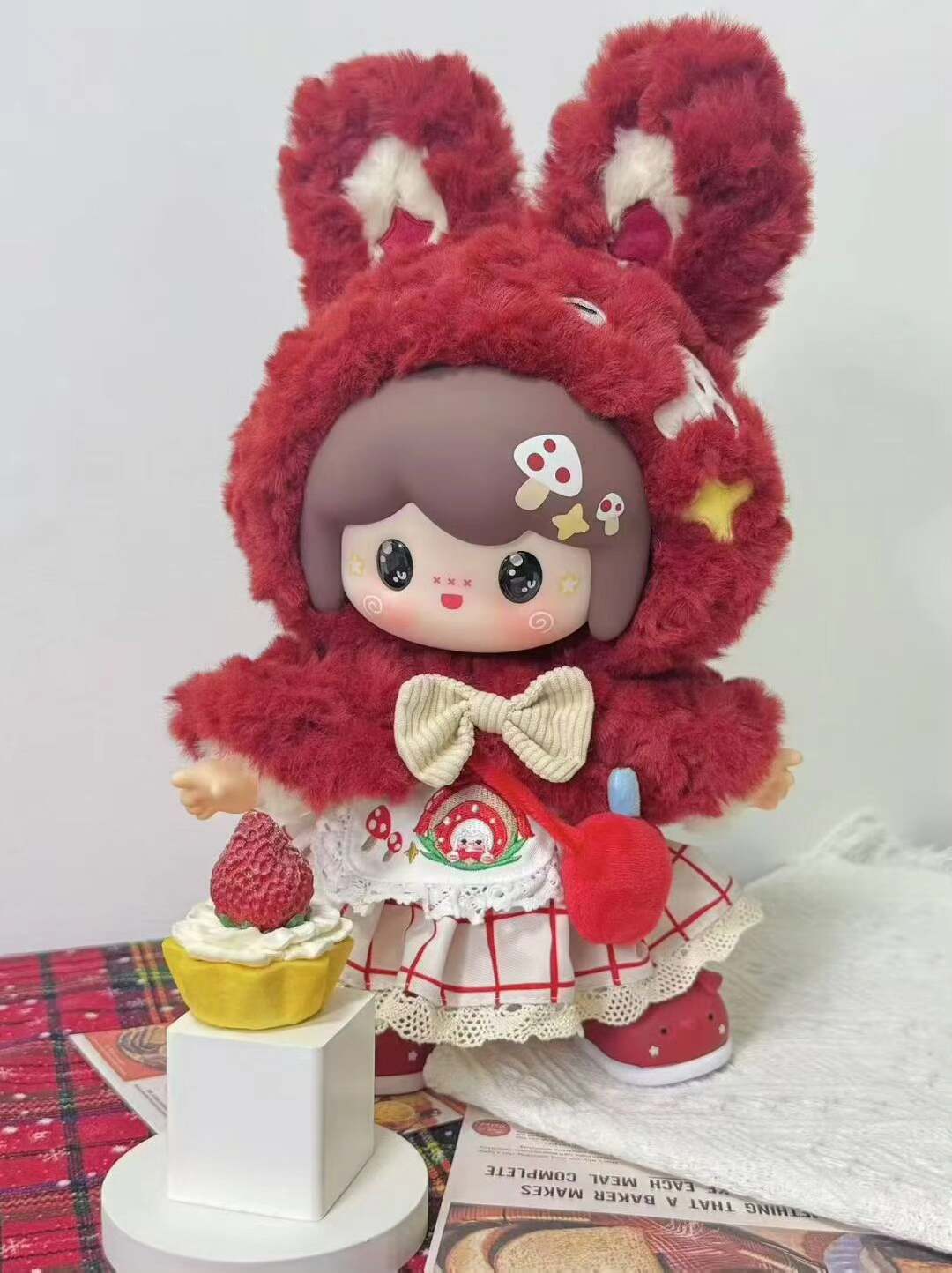 UU&DOUBAO 400% Big Bad Wolf and Little Red Riding Hood Hanging Card