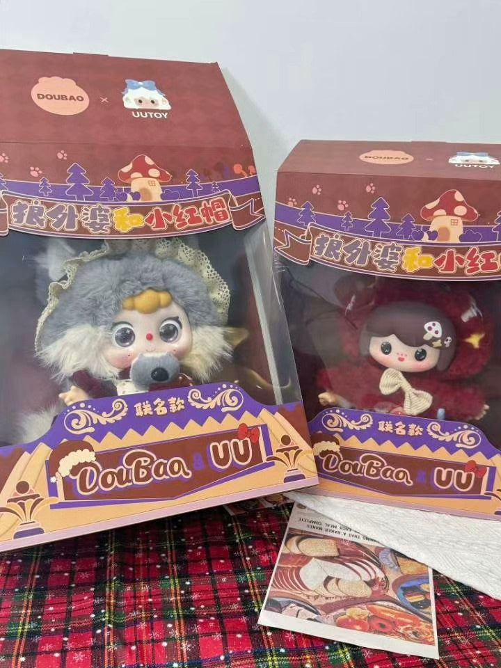 UU&DOUBAO 400% Big Bad Wolf and Little Red Riding Hood Hanging Card