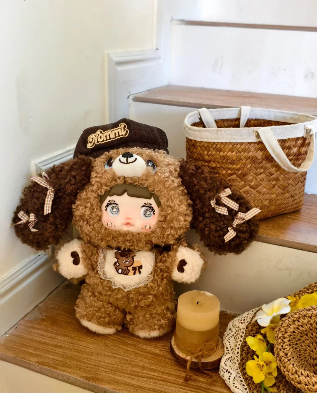 Nommi 400% Chocolate Puppy Hanging Card