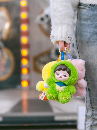 Zoraa fluffy cabin series viny plush doll