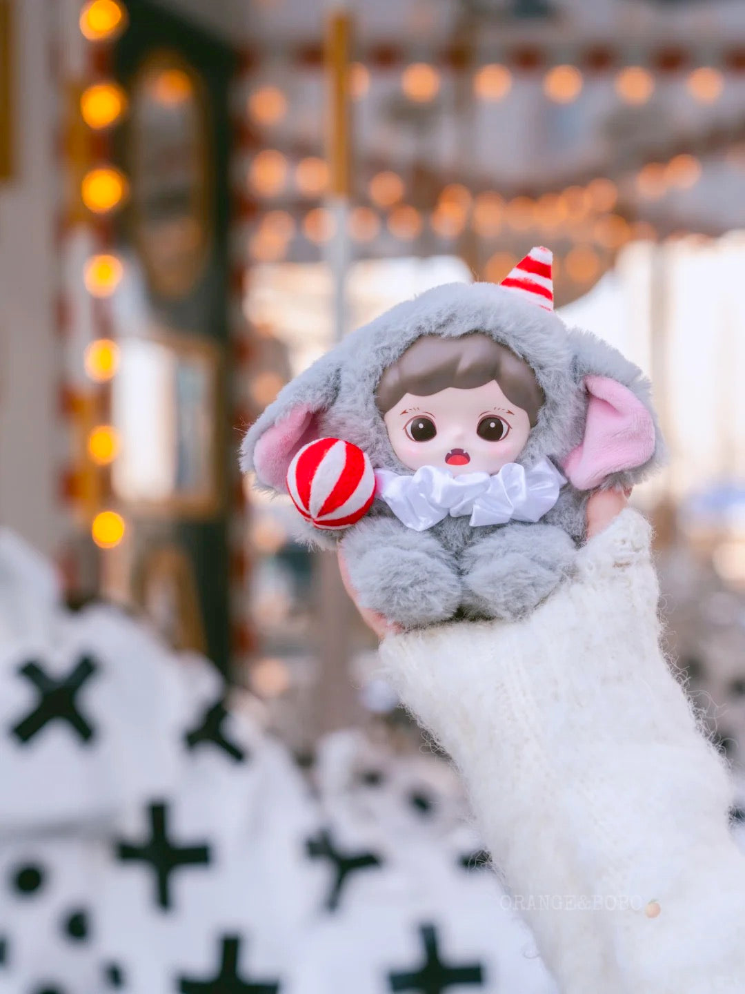 Zoraa fluffy cabin series viny plush doll