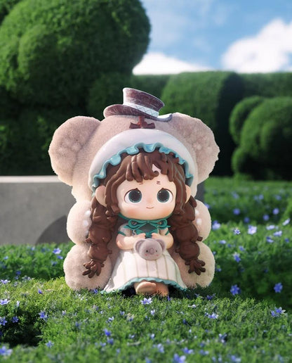 FUR FUR doll wonderful house PVC