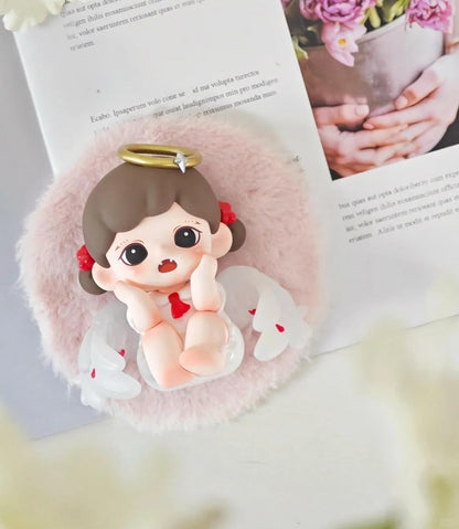 Zoraa Hanging Card - Little Cupid