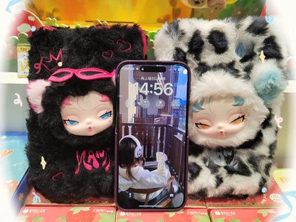 DODO Nami Midnight Disco Phone Case