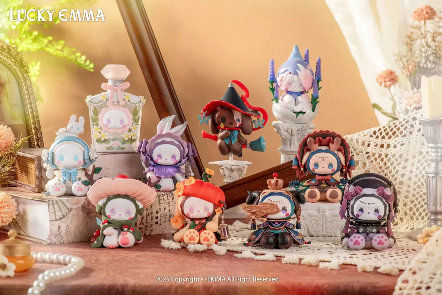 Lucky Emma Secret Forest Perfume Discovery PVC Figures