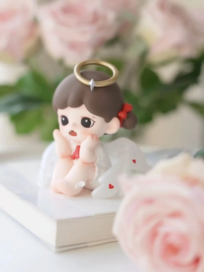 Zoraa Hanging Card - Little Cupid